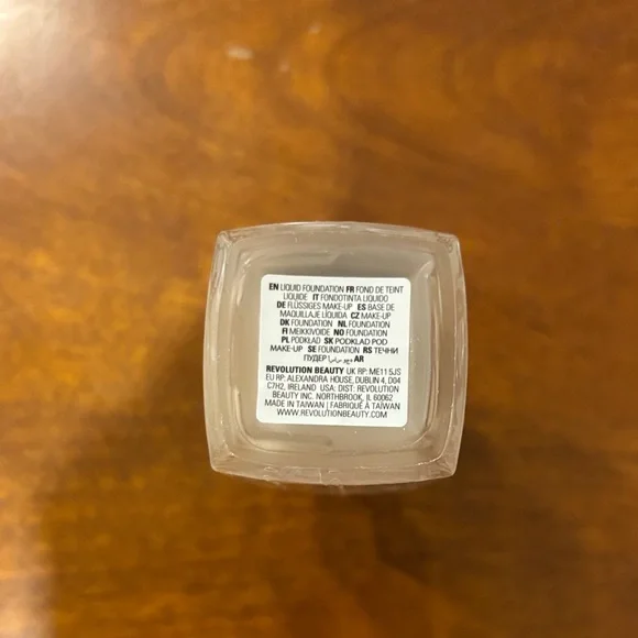 Makeup Revolution Skin Silk Foundation, E.L.F CC Cream & Brow Pen Lot of 3 - Picture 4 of 13